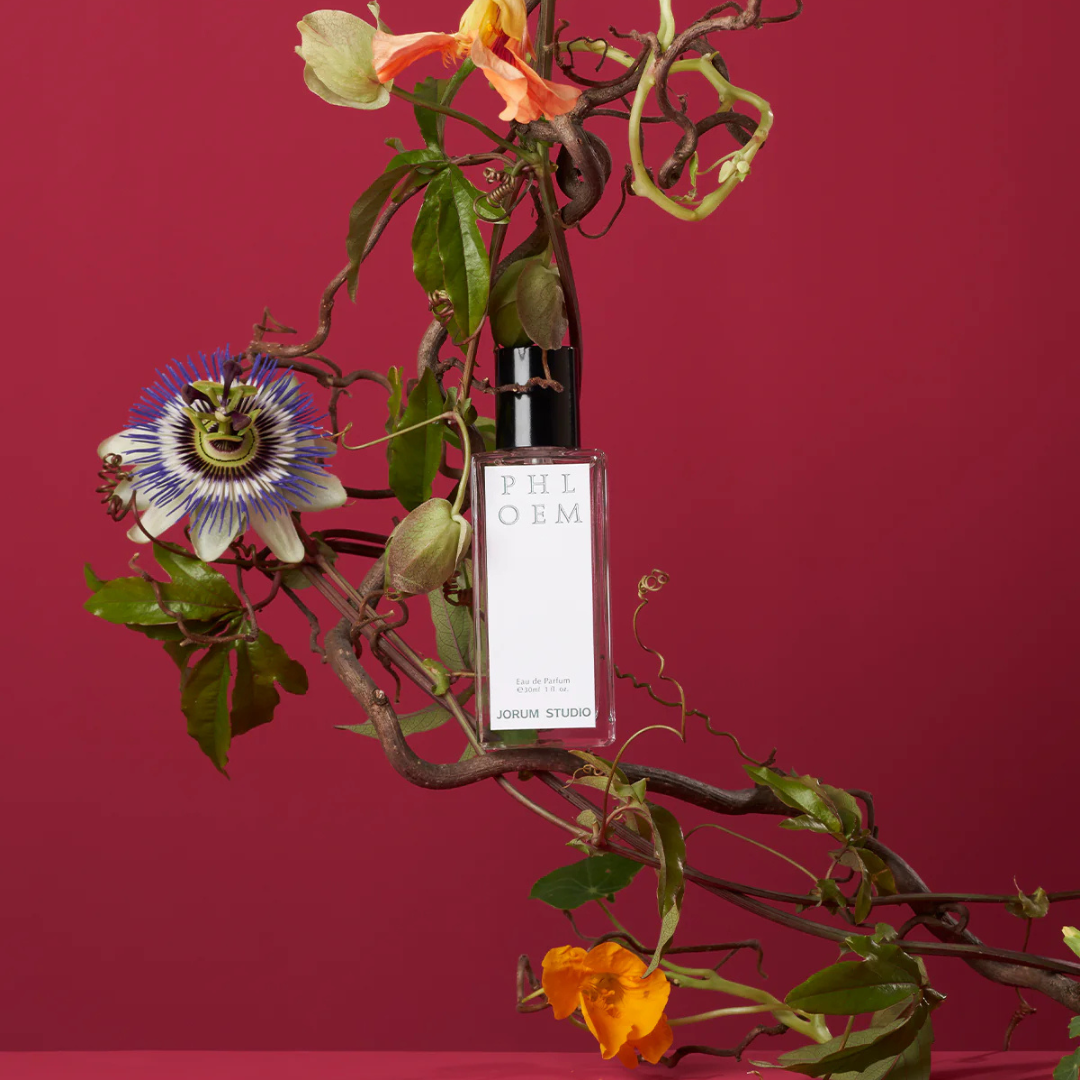 Jorum Studio PHLOEM Eau de Parfum Flakon frontal Passionsblüte