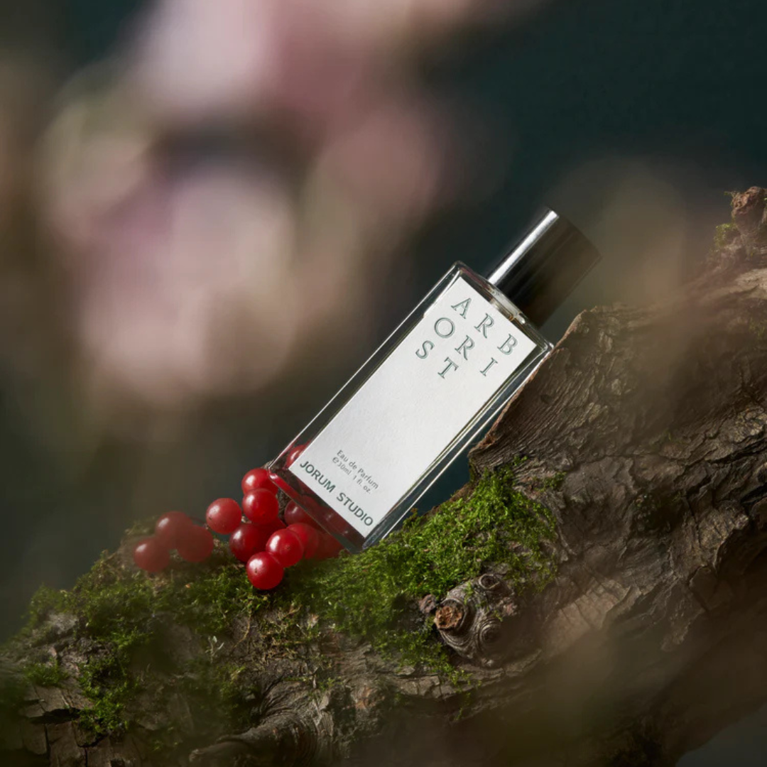 Jorum Studio ARBORIST Eau de Parfum Flakon Mood rote Früchte scent amor