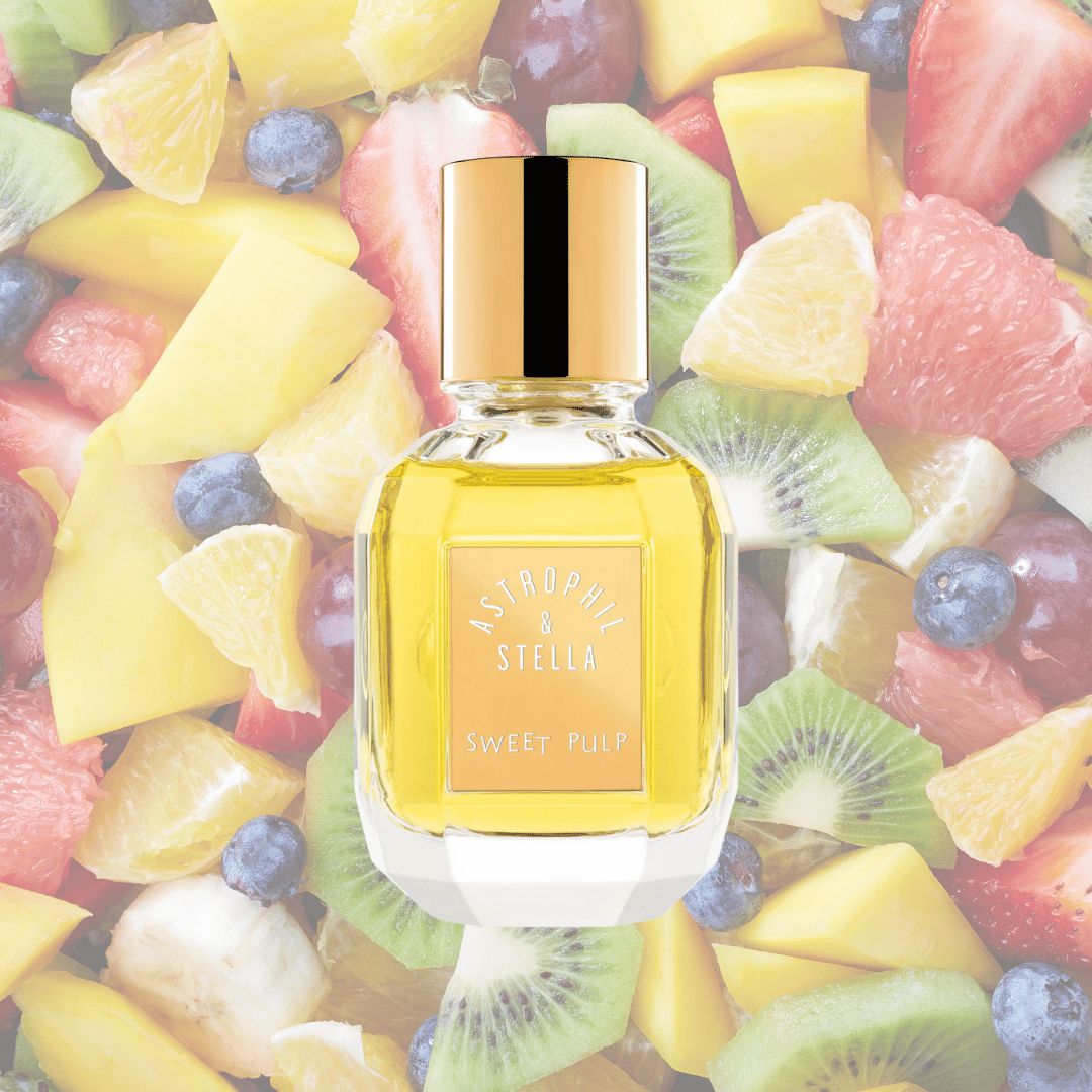 ASTROPHILL & STELLA SWEET PULP Nischenduft Flakon bei scent amor Deinem Fachmann für feine Nischenparfums Flakon vor Fruchtsalat
