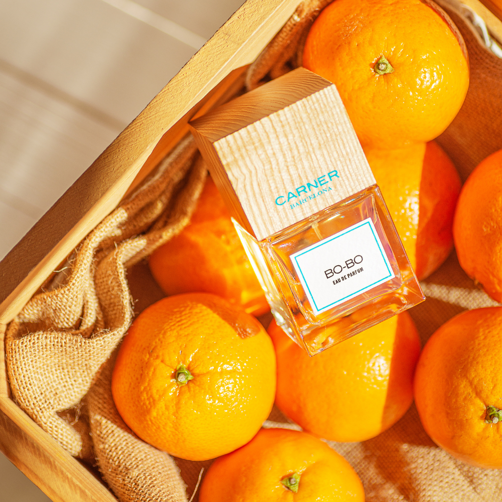 Carner Barcelona Mediterranean Collection BO-BO Eau de Parfum Mood Flakon mit Orangen scent amor