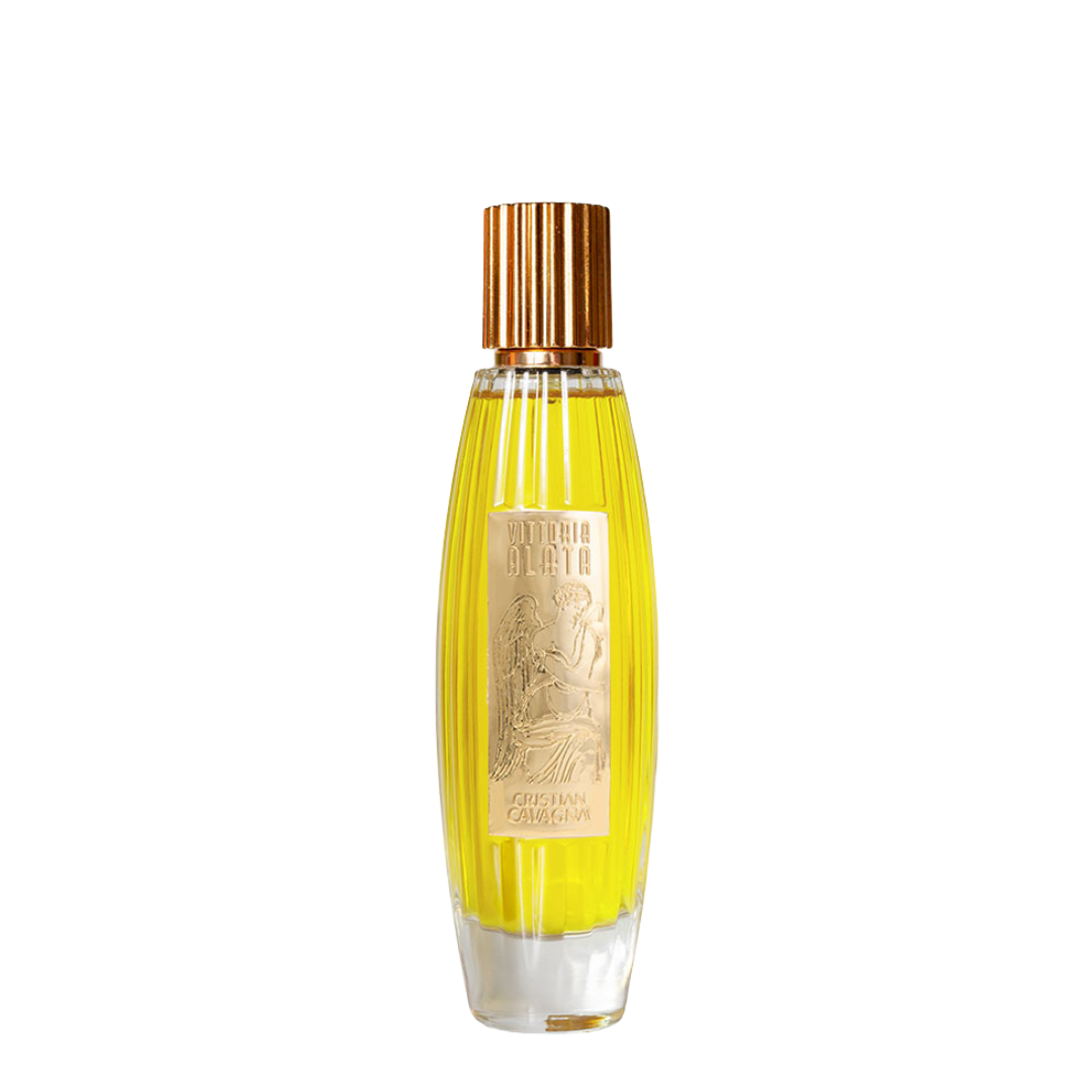 Eleganter Nischenduft von Cristian Cavagna: Vittoria Alata, ein intensives Extrait de Parfum auf transparentem Hintergrund- bei scent amor