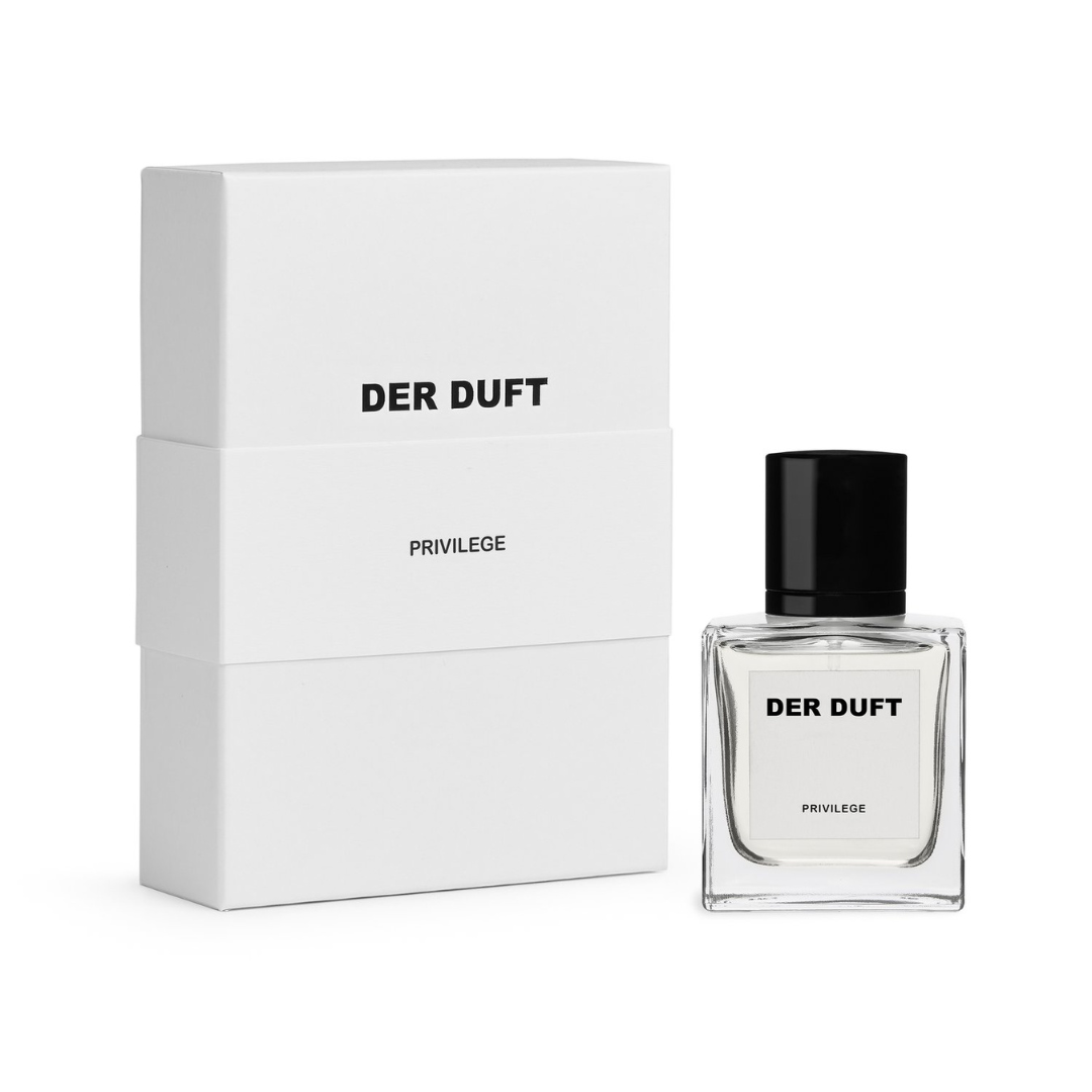 der duft privilege flakon neben box