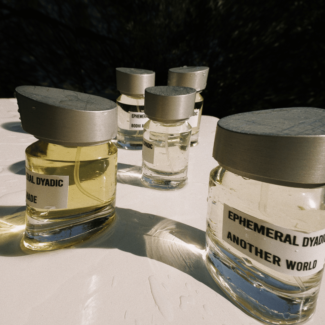 Ephemeral Dyadic Nischenduft Flakons bei scent amor deinem Fachmann für Nischenparfums