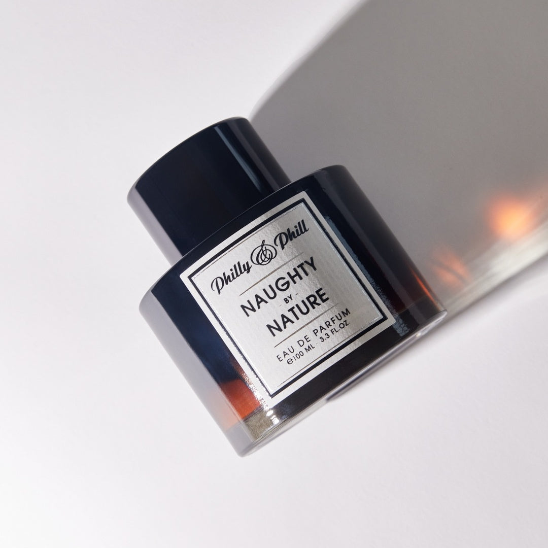 Philly + Phill Naughty by Nature Flakon mit Schattenspiel bei scent amor deinem Fachmann für Nischenparfum