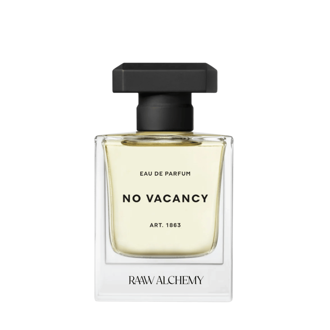 NO VACANCY Eau de Parfum, EdP RAAW ALCHEMY Flakon Nischenduft freigestellt bei scent amor deinem Fachmann für Nischendüfte und feine Nischenparfums.