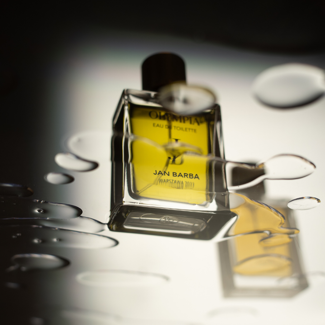 Jan Barba Nischenduft Olympia auf Spiegel mit Tropfen by scent amor Ihrem Fachmann für Nischendüfte