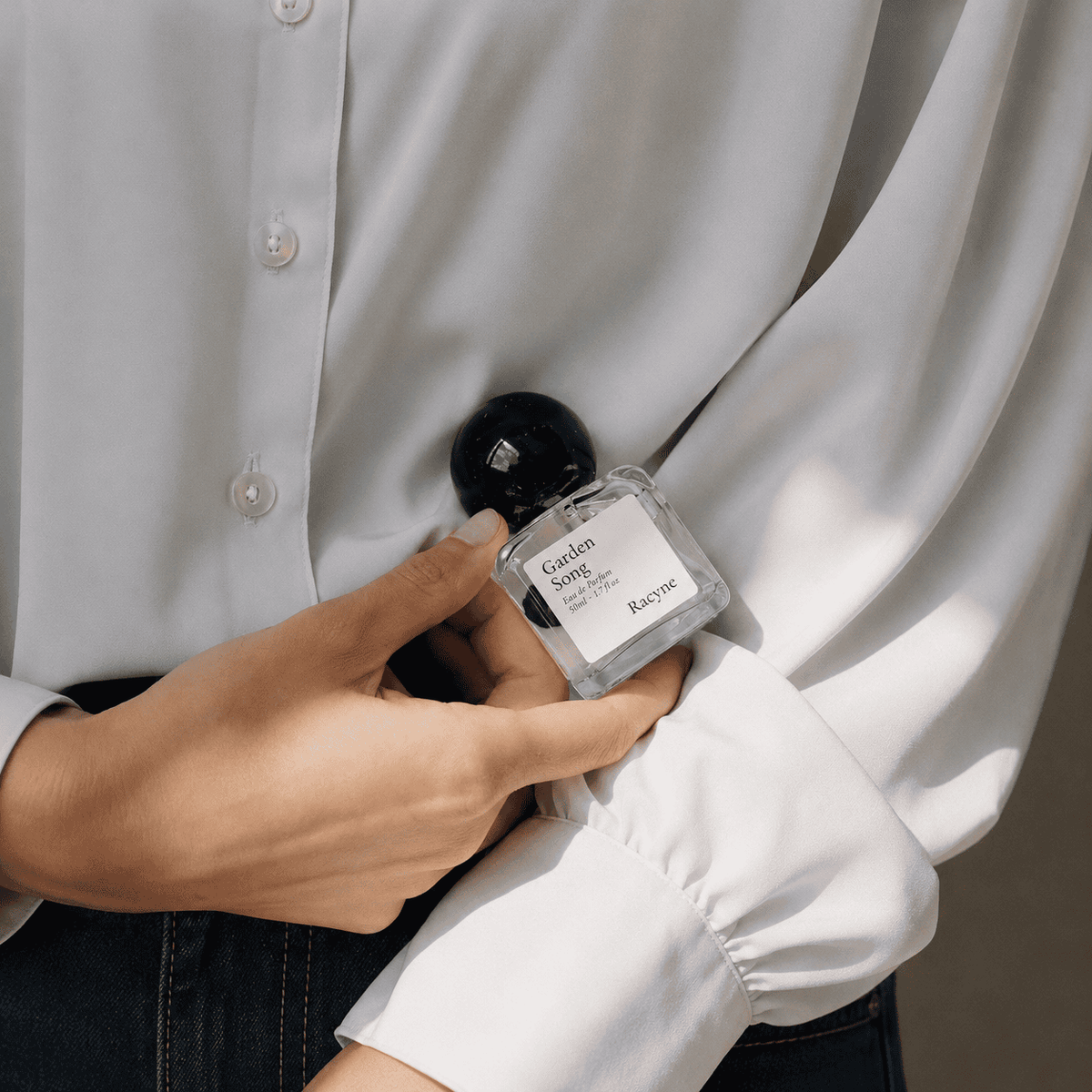 Racyne Garden Song Eau de Parfum scent amor vor Bluse