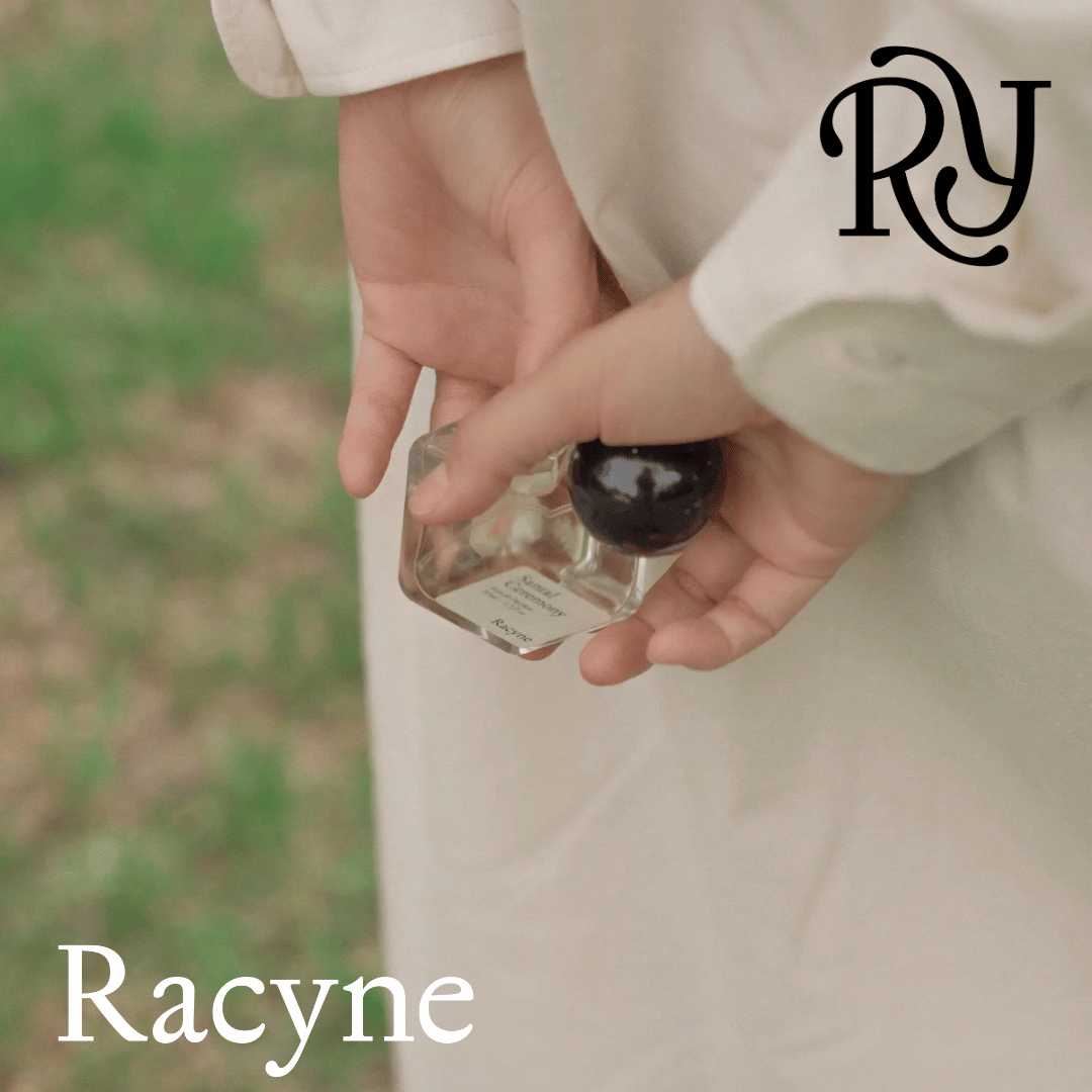 Racyne Parfums Nischenduft Kollektion bei scent amor mit dem Duft Santal Ceremony.