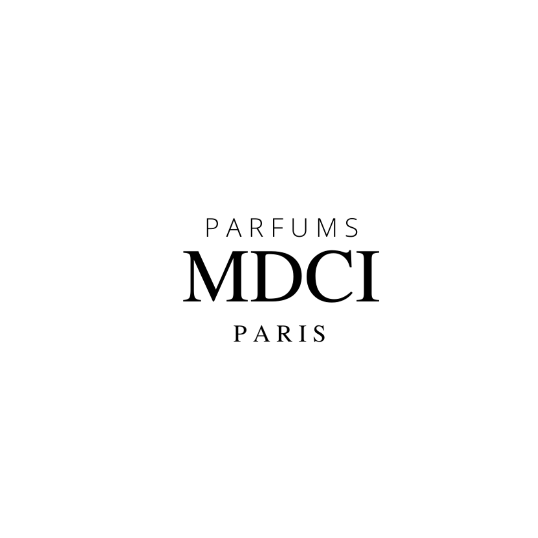 Schwarzer Text auf weißem Hintergrund: PARFUMS MDCI PARIS in einer eleganten Serifenschrift, zentriert.