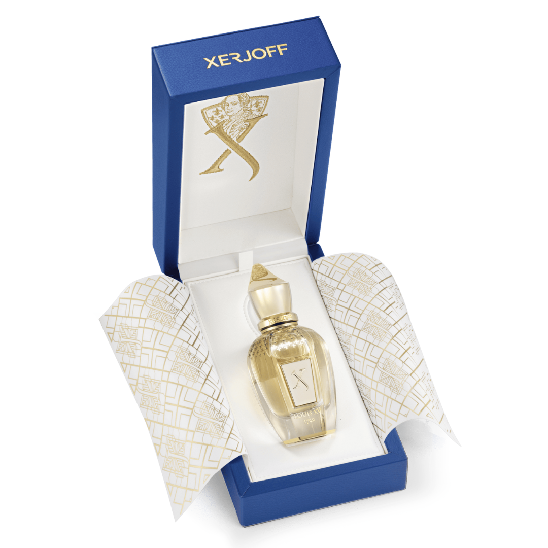 Präsentation von Xerjoff Louis XV 1722 Eau de Parfum in edler blauer Box - eleganter Nischenduft, meisterhafte Duftkomposition bei scent amor entdecken