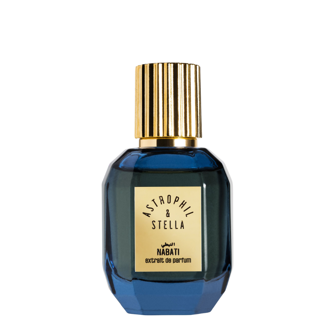 Freigestellter Flakon des Astrophil & Stella Nabati Extrait de Parfum luxuriöser Nischenduft im blauen Glasflakon mit goldener Kappe erhältlich bei scent amor