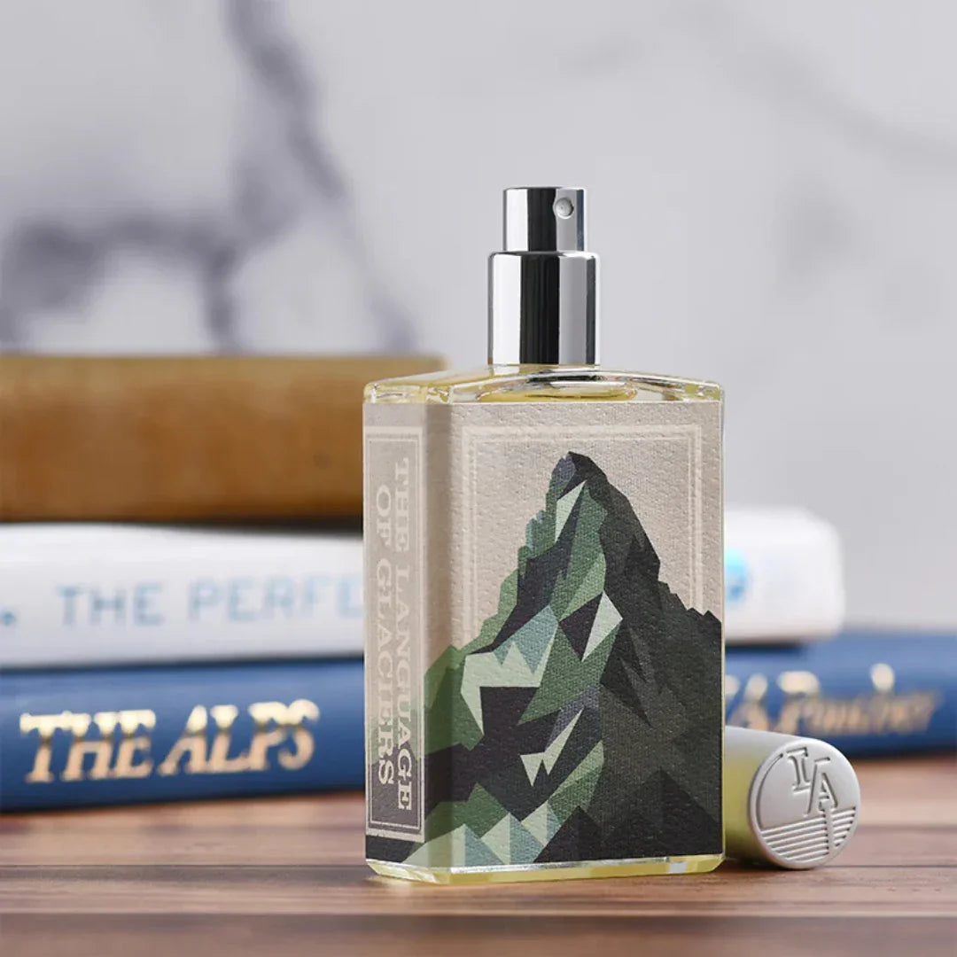 Geöffneter Flakon von Imaginary Authors The Language of Glaciers Eau de Parfum – luxuriöser Nischenduft mit künstlerischem Design bei scent amor