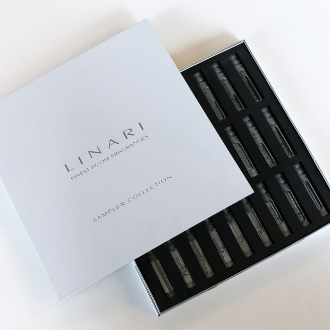 Linari Sampler Collection Room Fragrance, halb geöffnete Box mit übersichtlich angeordneten Duftproben im Detail, erhältlich bei scent amor.