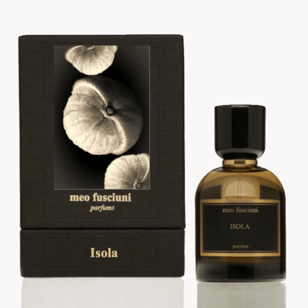 Box und Flakon von dem Parfum Isola von Meo Fusciuni, moderner Nischenduft mit klarer Zitrusnote und stiller, poetischer Ausstrahlung, erhältlich bei scent amor.